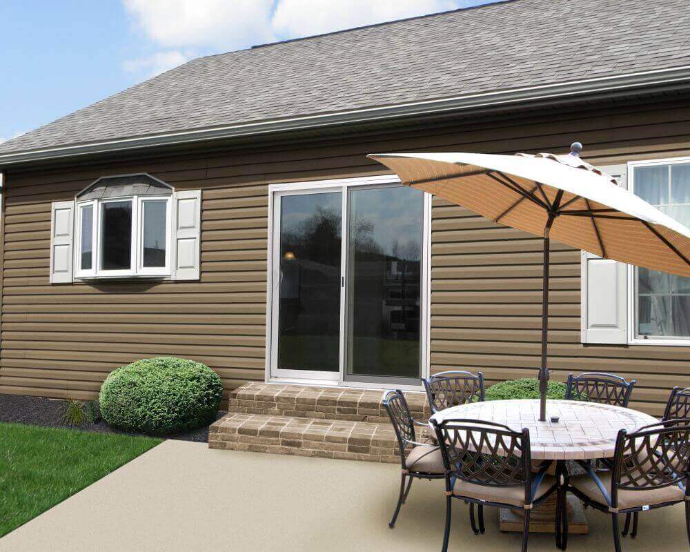 vinyl siding is a favorite of both homeowners and contractors